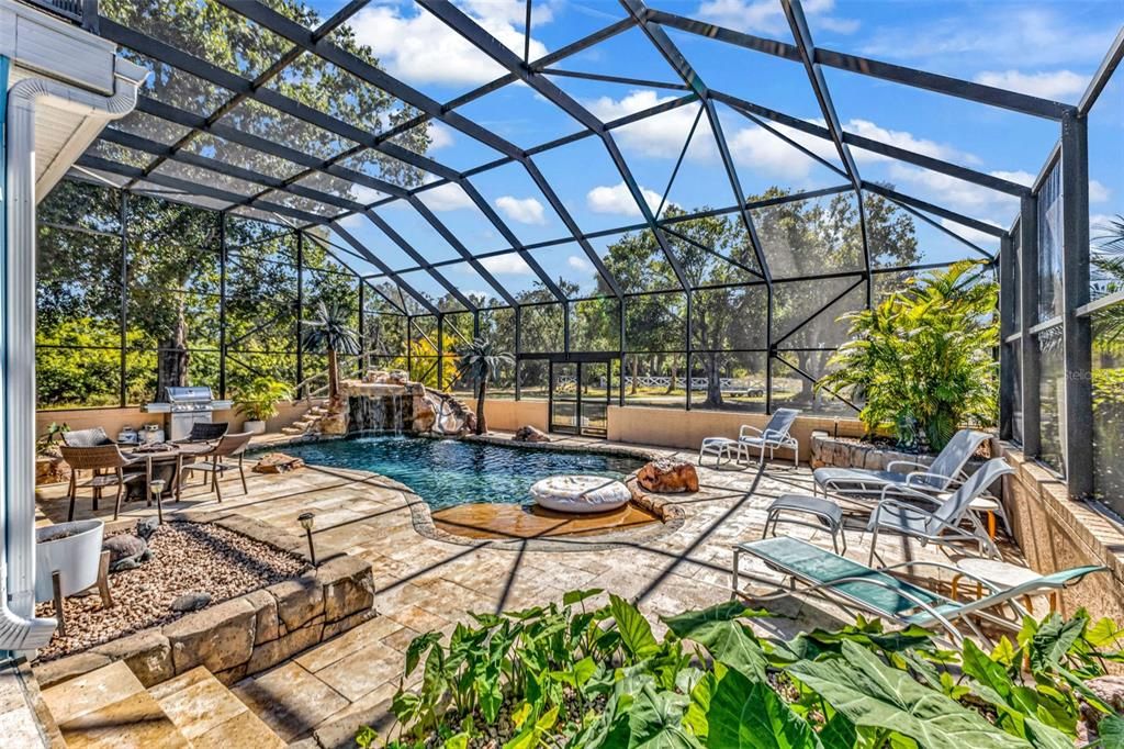 En Venta: $1,438,000 (5 camas, 3 baños, 3237 Pies cuadrados)