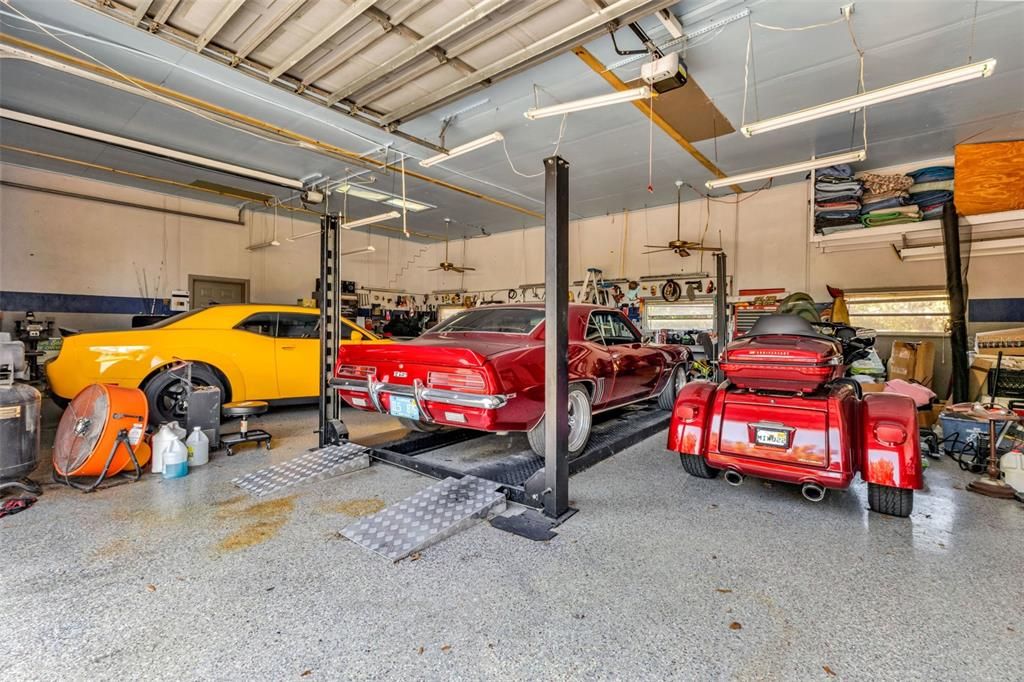 En Venta: $1,438,000 (5 camas, 3 baños, 3237 Pies cuadrados)