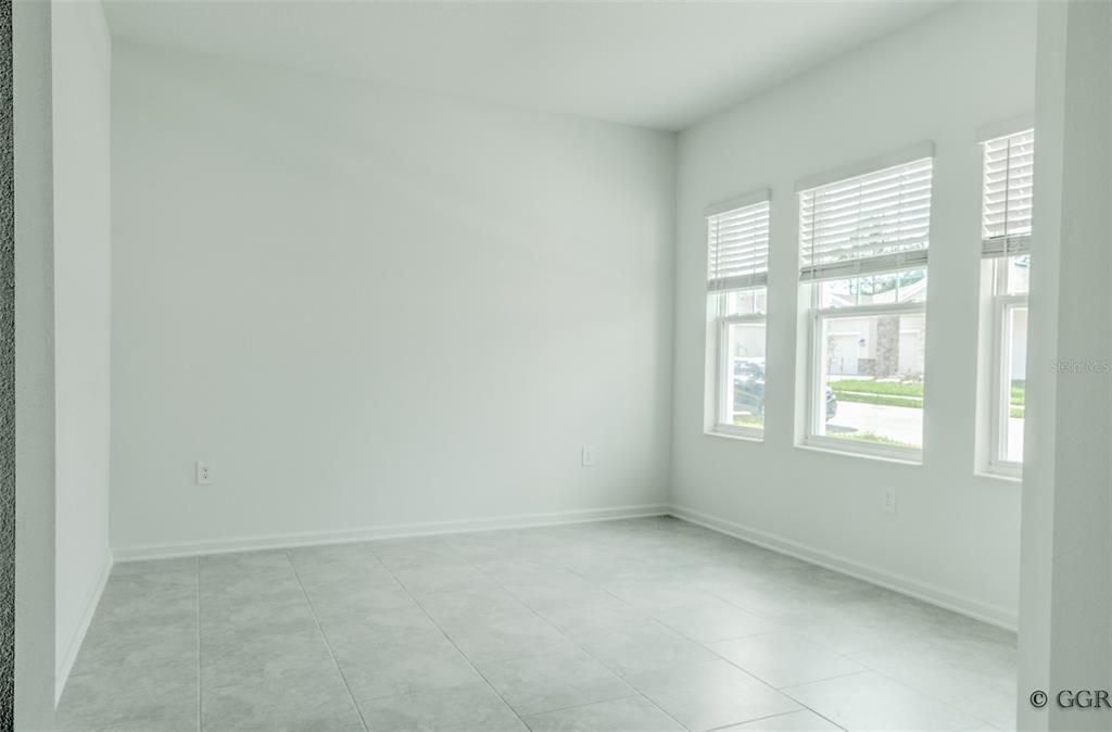 出租: $2,690 (3 贝兹, 2 浴室, 1871 平方英尺)