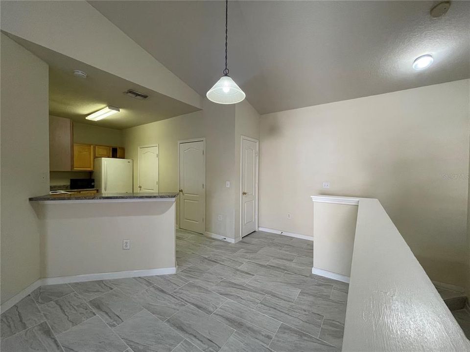 For Rent: $1,495 (1 beds, 1 baths, 951 Square Feet)