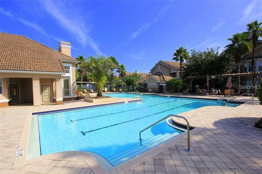 For Rent: $1,495 (1 beds, 1 baths, 951 Square Feet)