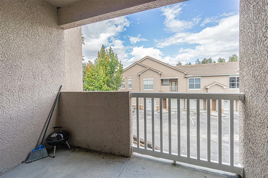 For Rent: $1,495 (1 beds, 1 baths, 951 Square Feet)