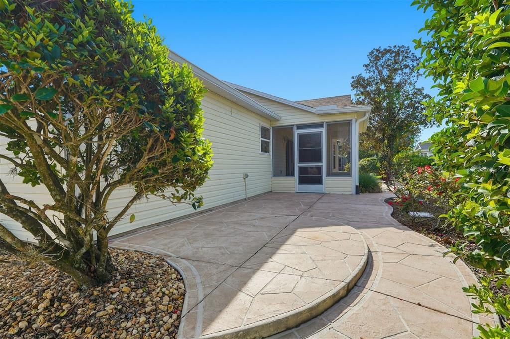 На продажу: $319,900 (3 спален, 2 ванн, 1392 Квадратных фут)