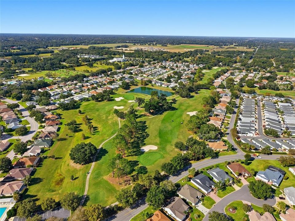 На продажу: $319,900 (3 спален, 2 ванн, 1392 Квадратных фут)