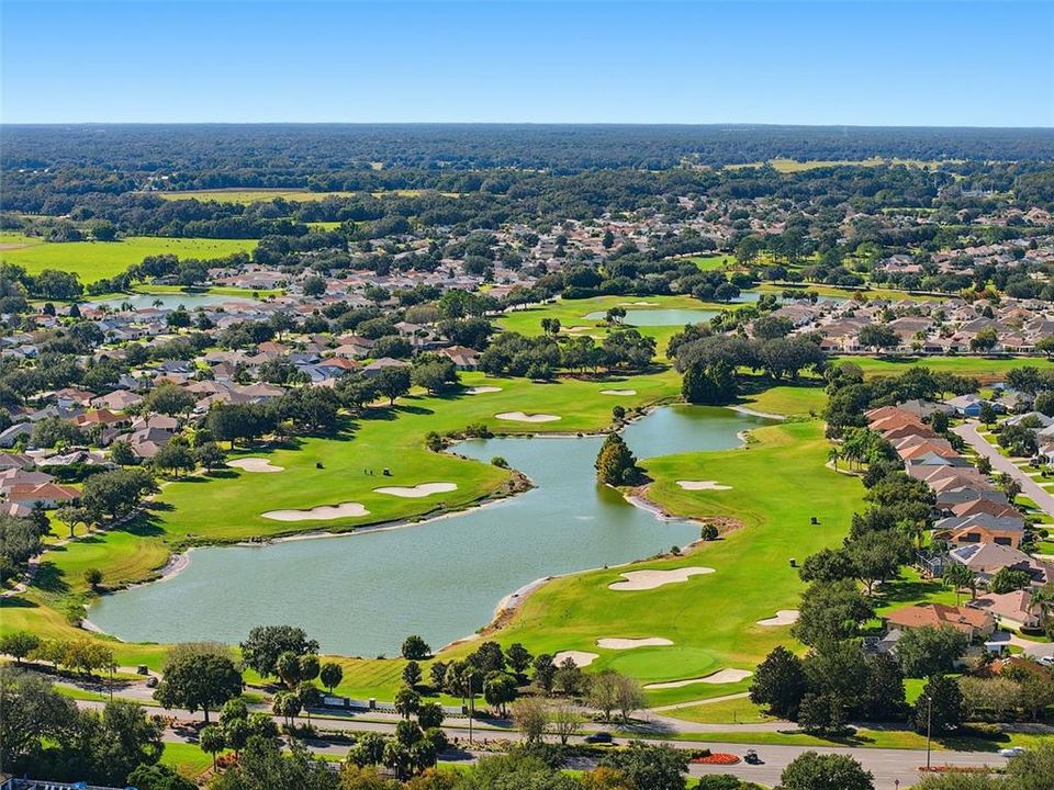 На продажу: $319,900 (3 спален, 2 ванн, 1392 Квадратных фут)