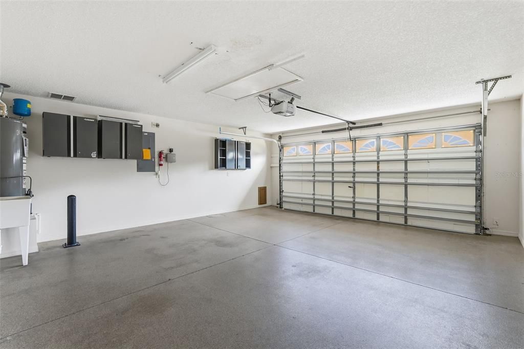 На продажу: $319,900 (3 спален, 2 ванн, 1392 Квадратных фут)