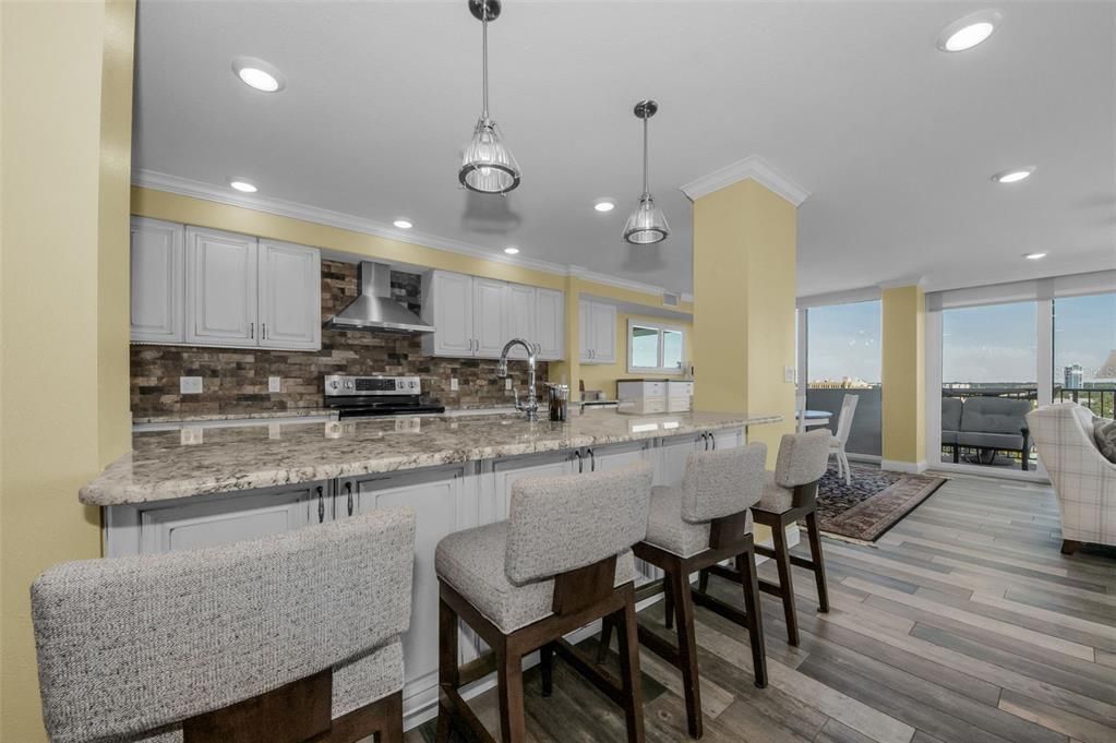 En Venta: $549,500 (2 camas, 2 baños, 1540 Pies cuadrados)