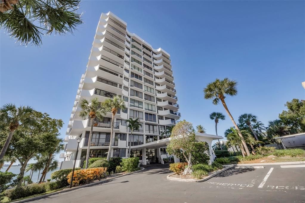 En Venta: $549,500 (2 camas, 2 baños, 1540 Pies cuadrados)