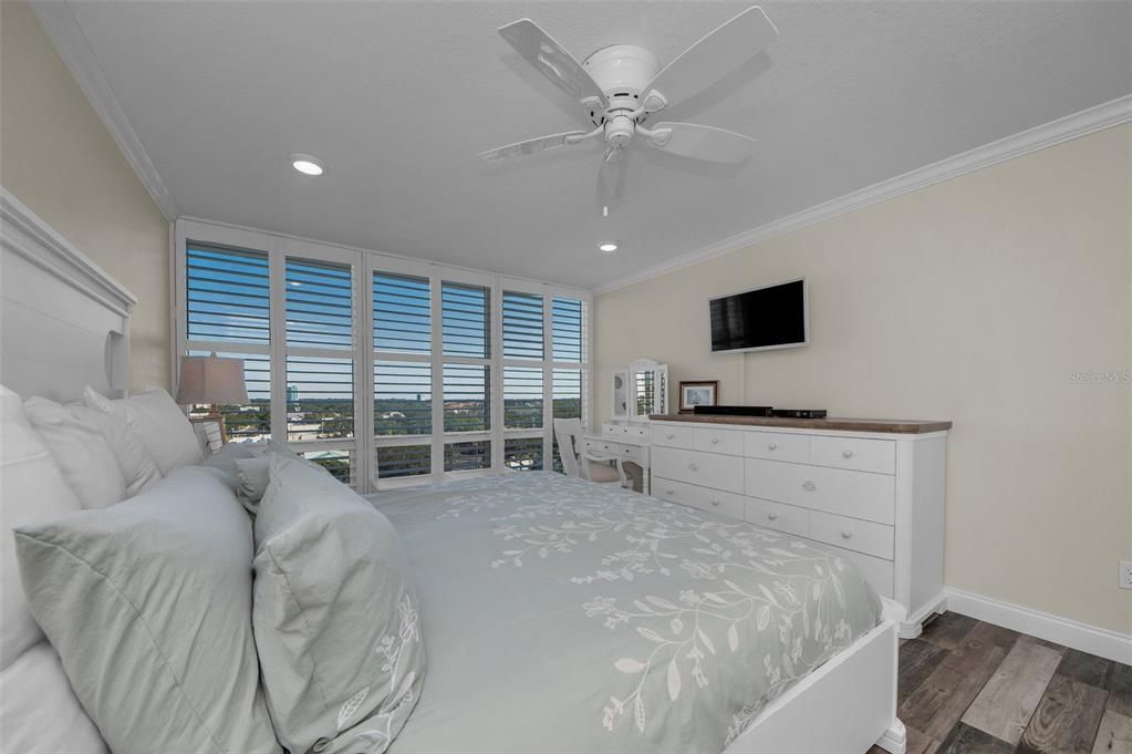 En Venta: $549,500 (2 camas, 2 baños, 1540 Pies cuadrados)