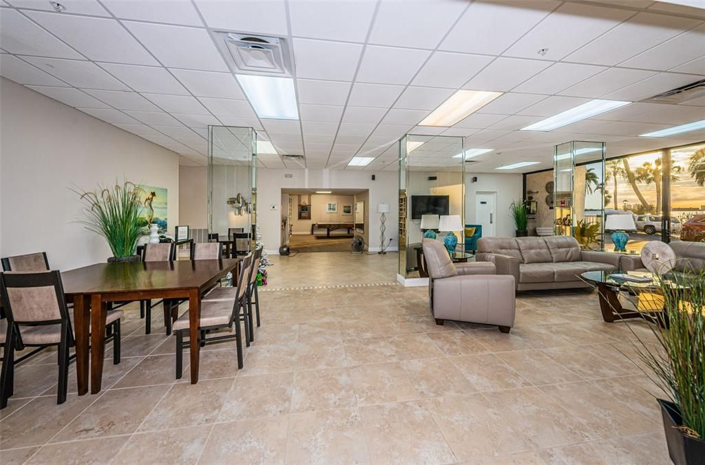 En Venta: $549,500 (2 camas, 2 baños, 1540 Pies cuadrados)