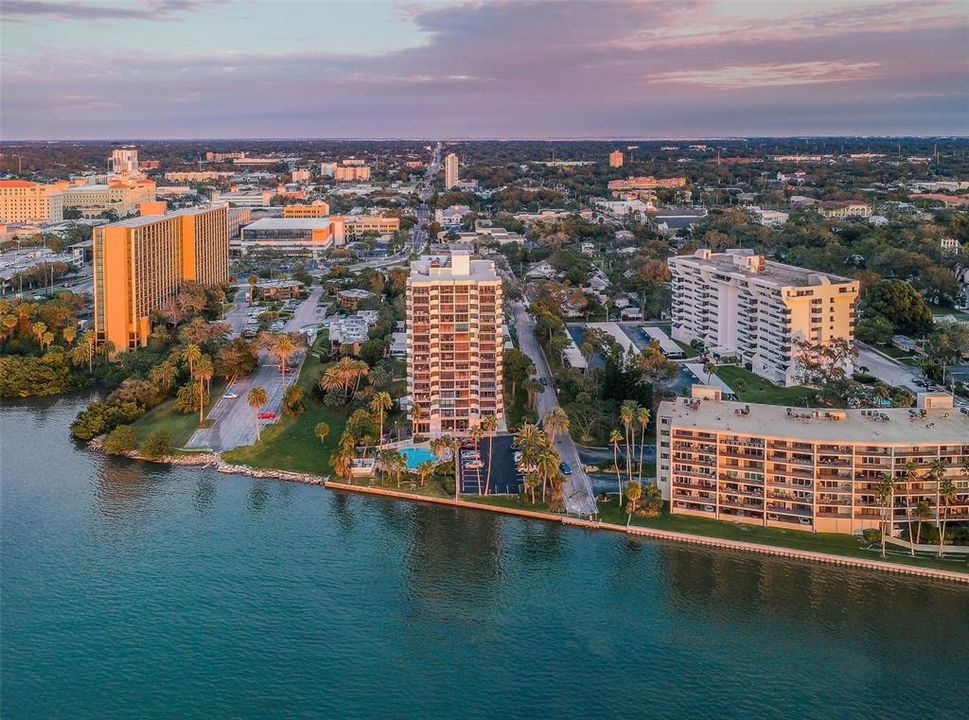 En Venta: $549,500 (2 camas, 2 baños, 1540 Pies cuadrados)