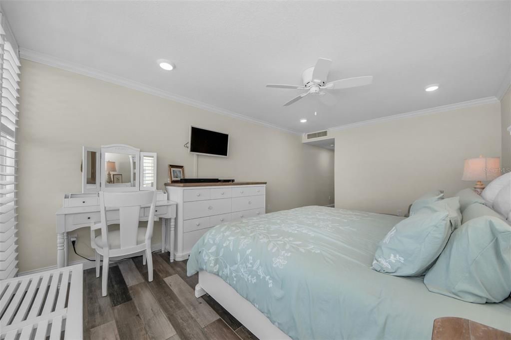 En Venta: $549,500 (2 camas, 2 baños, 1540 Pies cuadrados)