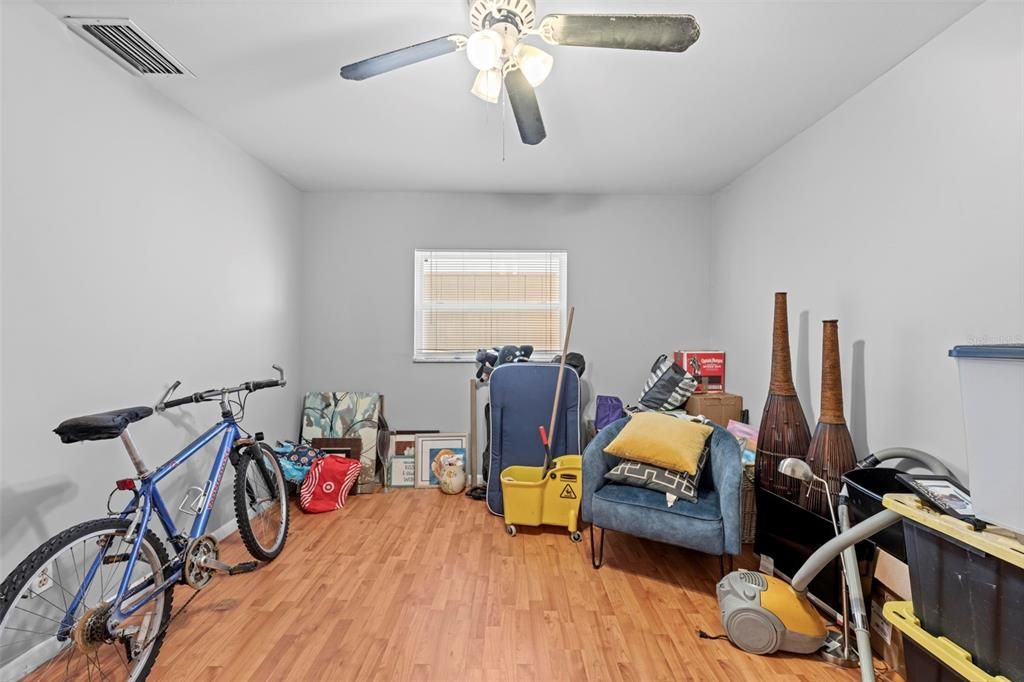 En Venta: $685,000 (4 camas, 3 baños, 2268 Pies cuadrados)