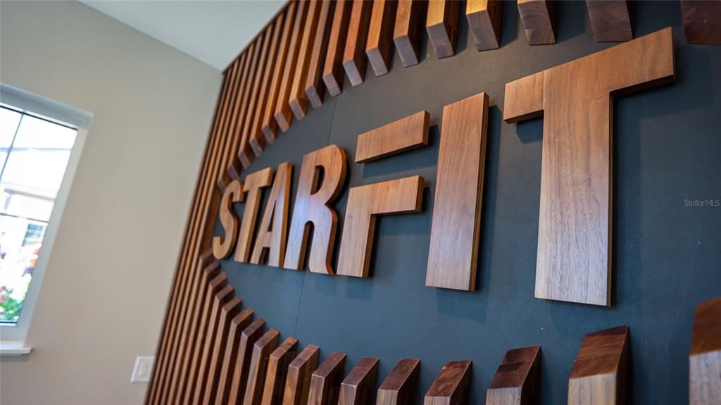 En Venta: $381,990 (3 camas, 2 baños, 1565 Pies cuadrados)