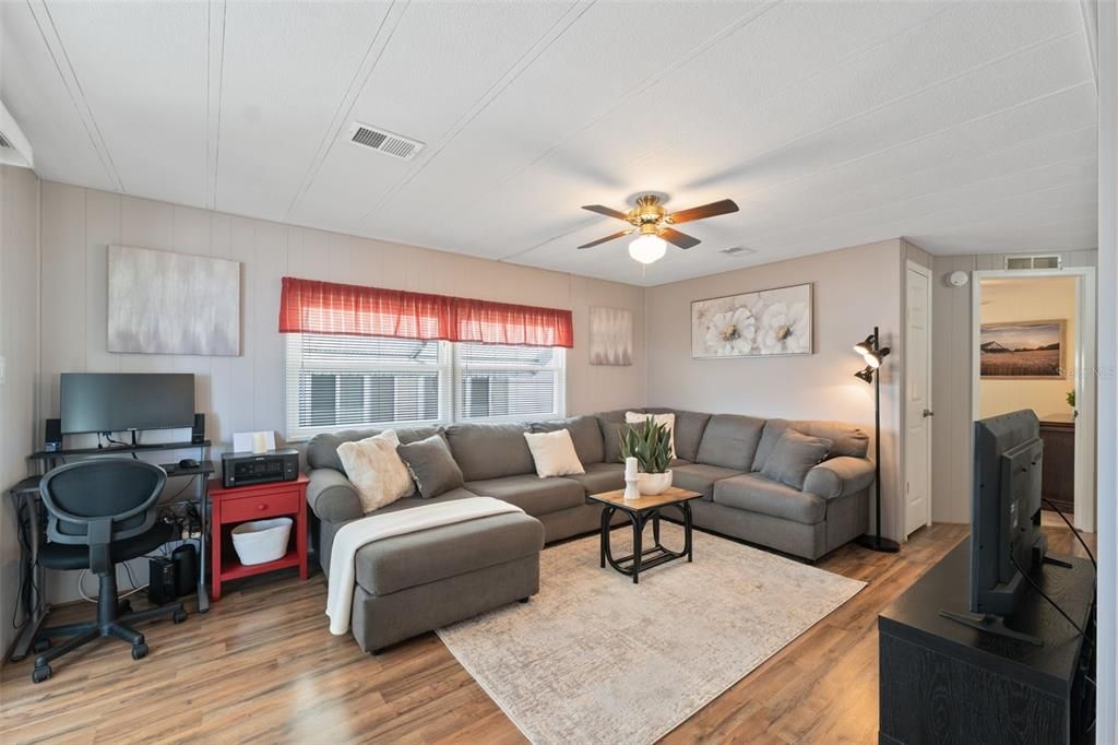 Activo con contrato: $135,000 (2 camas, 2 baños, 864 Pies cuadrados)