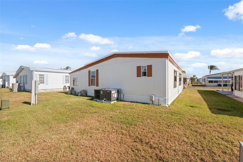 Activo con contrato: $135,000 (2 camas, 2 baños, 864 Pies cuadrados)