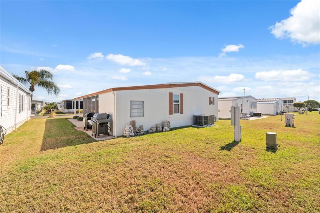 Activo con contrato: $135,000 (2 camas, 2 baños, 864 Pies cuadrados)