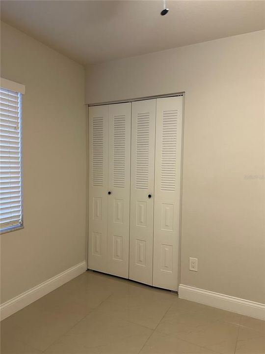 For Rent: $2,850 (4 beds, 2 baths, 1836 Square Feet)