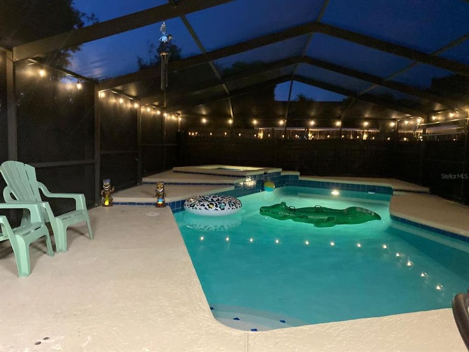 For Rent: $2,850 (4 beds, 2 baths, 1836 Square Feet)