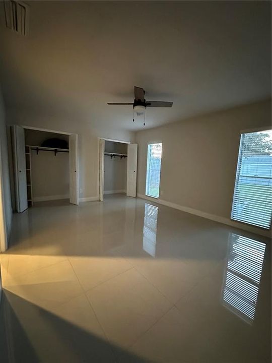 For Rent: $2,850 (4 beds, 2 baths, 1836 Square Feet)