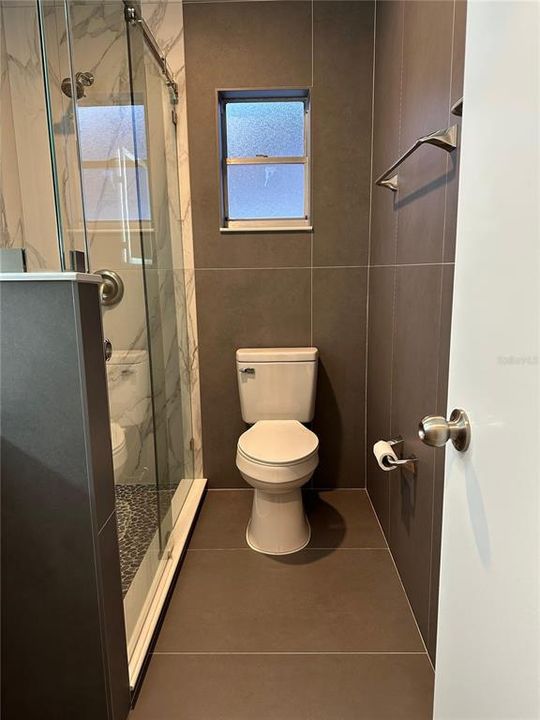 For Rent: $2,850 (4 beds, 2 baths, 1836 Square Feet)