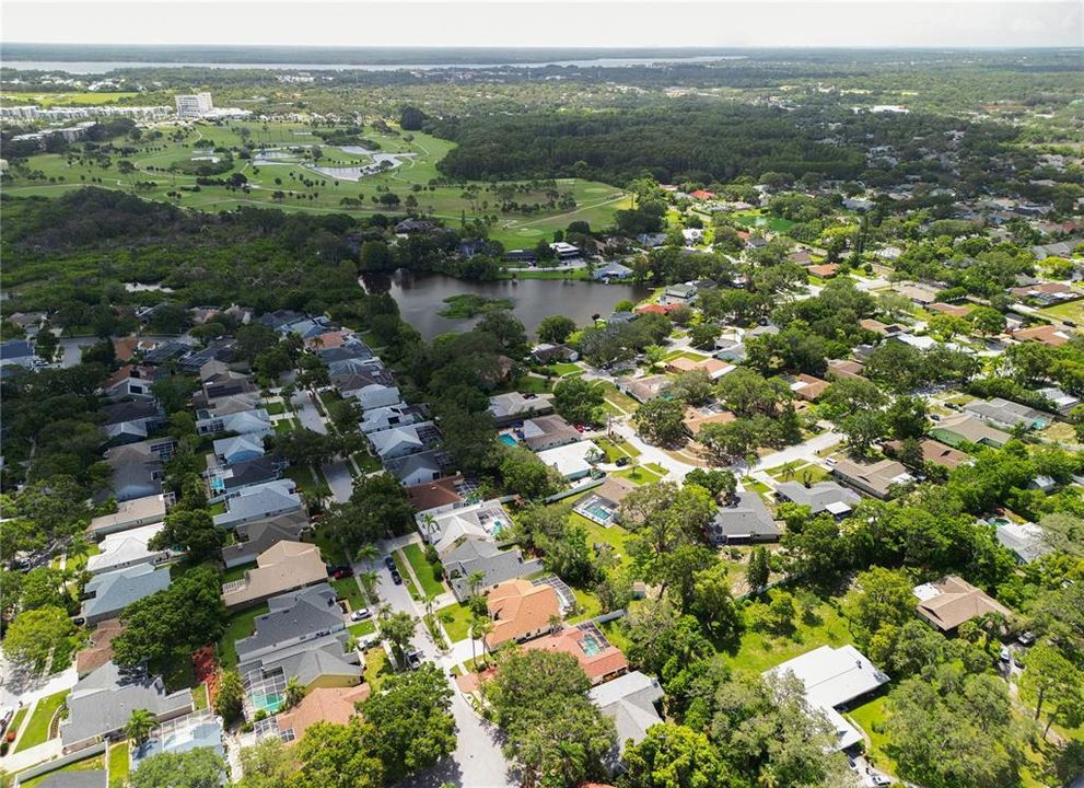 合同活跃: $3,300 (3 贝兹, 2 浴室, 1702 平方英尺)