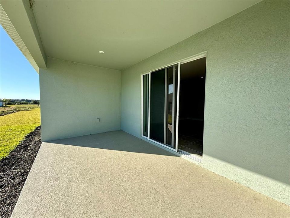 出租: $2,500 (4 贝兹, 3 浴室, 2551 平方英尺)