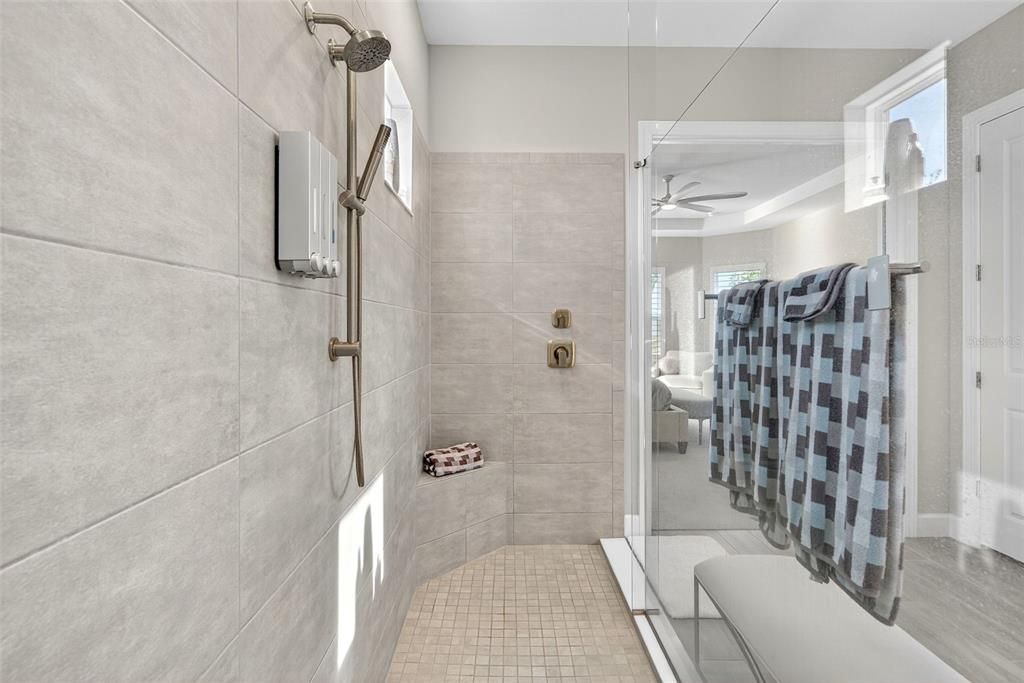 For Sale: $1,175,000 (3 beds, 3 baths, 3055 Square Feet)