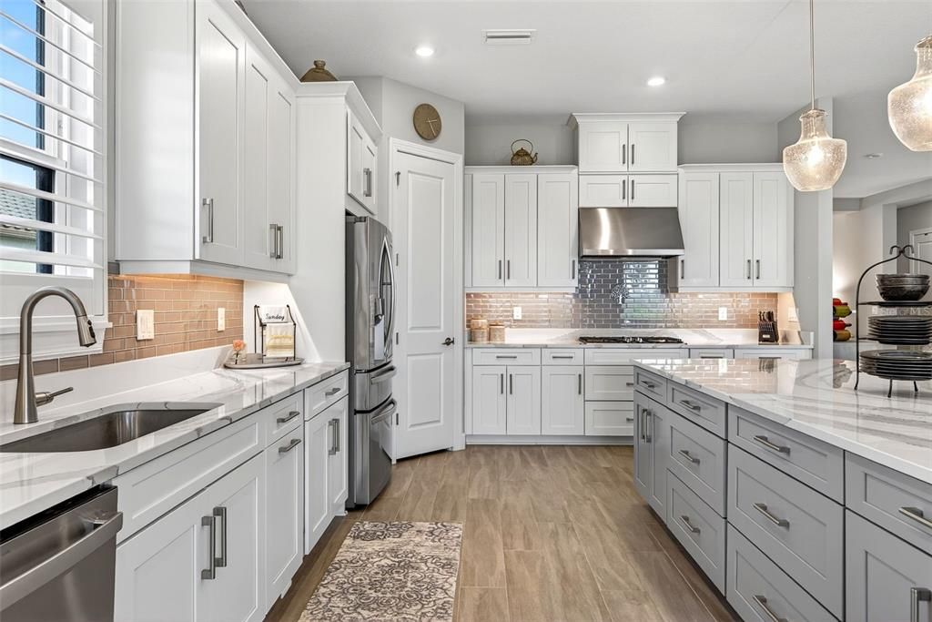 For Sale: $1,175,000 (3 beds, 3 baths, 3055 Square Feet)