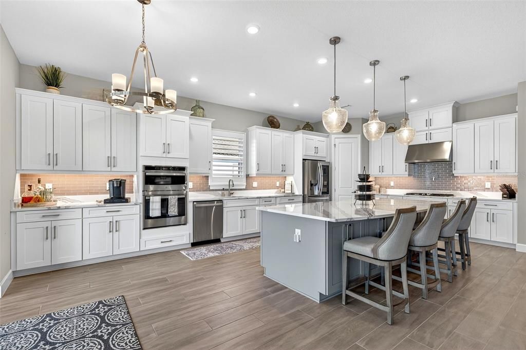 For Sale: $1,175,000 (3 beds, 3 baths, 3055 Square Feet)