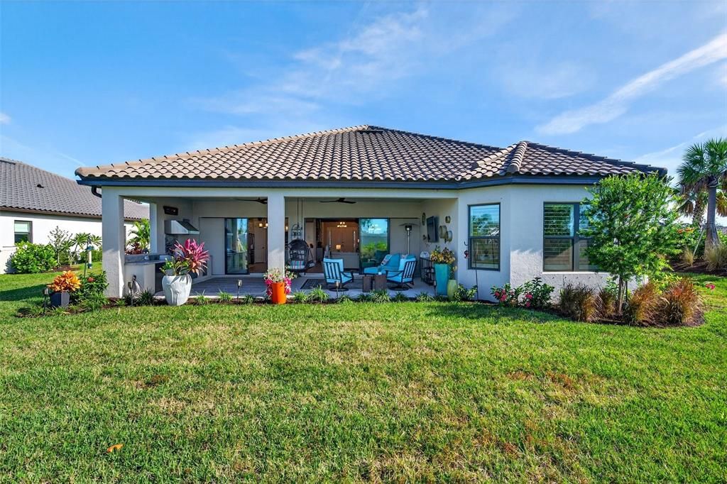 For Sale: $1,175,000 (3 beds, 3 baths, 3055 Square Feet)