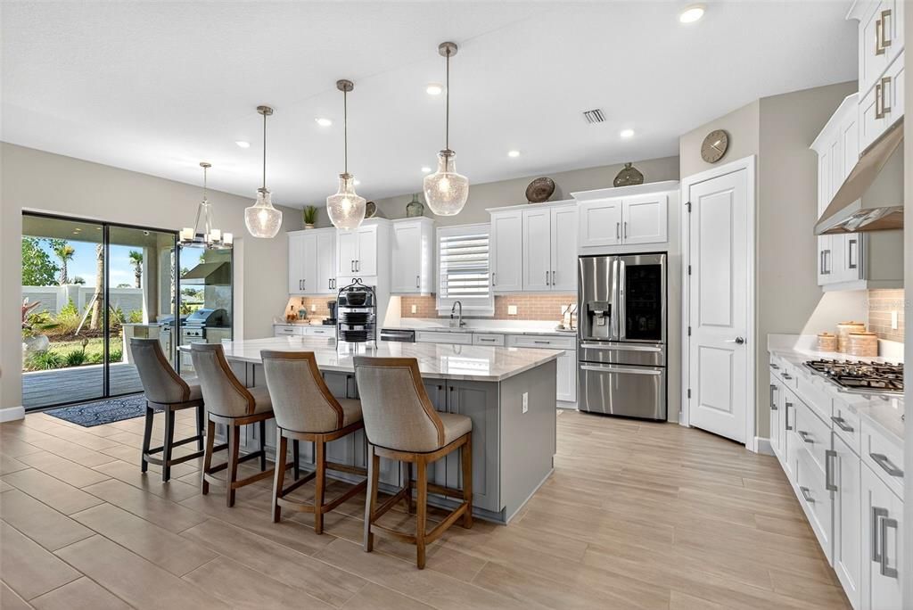 For Sale: $1,175,000 (3 beds, 3 baths, 3055 Square Feet)