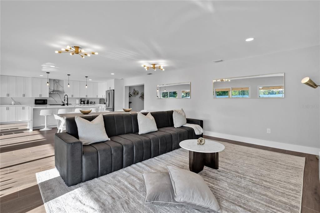 For Sale: $949,000 (5 beds, 4 baths, 2426 Square Feet)