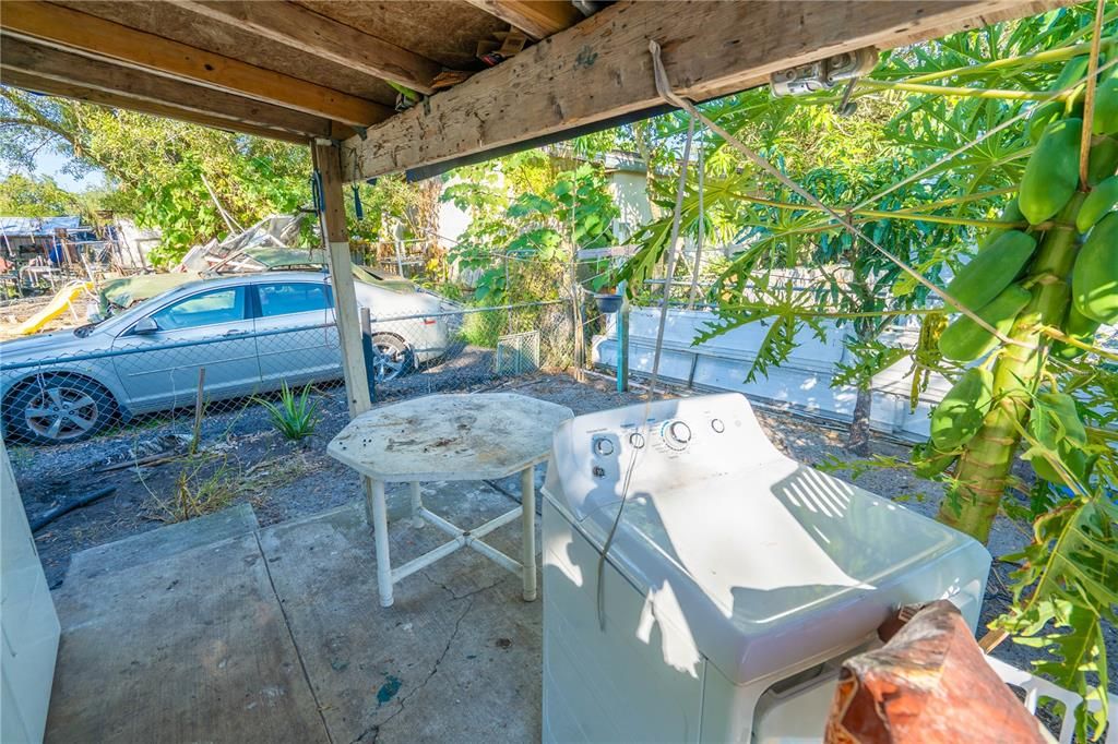 待售: $100,000 (3 贝兹, 1 浴室, 720 平方英尺)