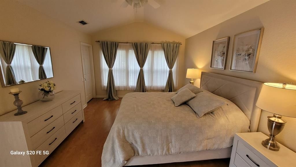 For Rent: $2,600 (3 beds, 2 baths, 1665 Square Feet)