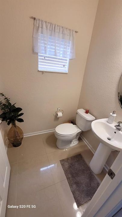 For Rent: $2,600 (3 beds, 2 baths, 1665 Square Feet)
