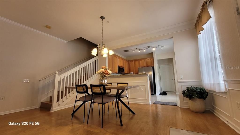 For Rent: $2,600 (3 beds, 2 baths, 1665 Square Feet)