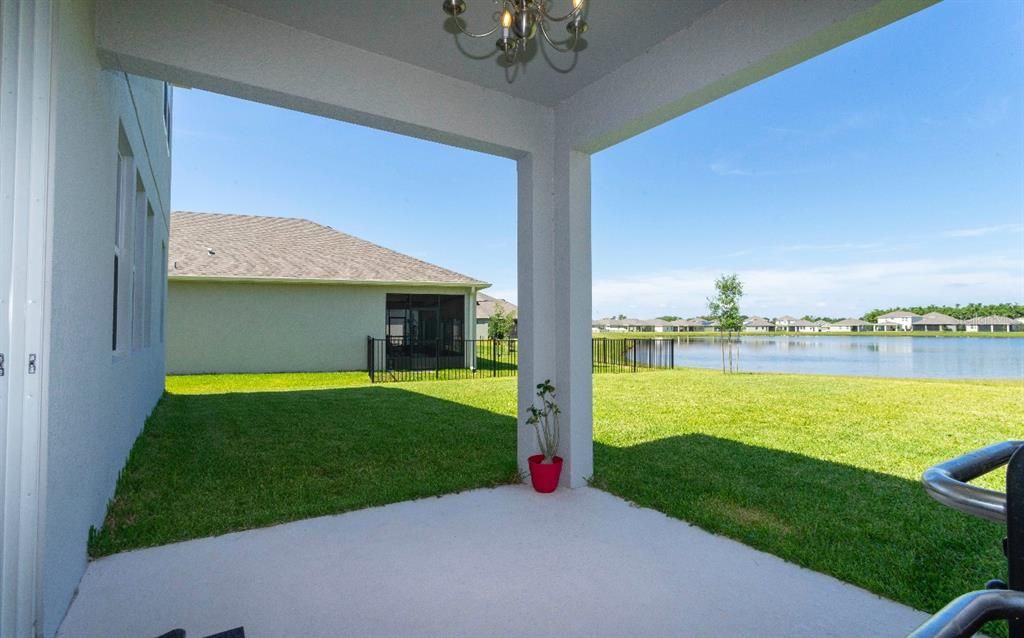 En Renta: $2,700 (4 camas, 3 baños, 2566 Pies cuadrados)