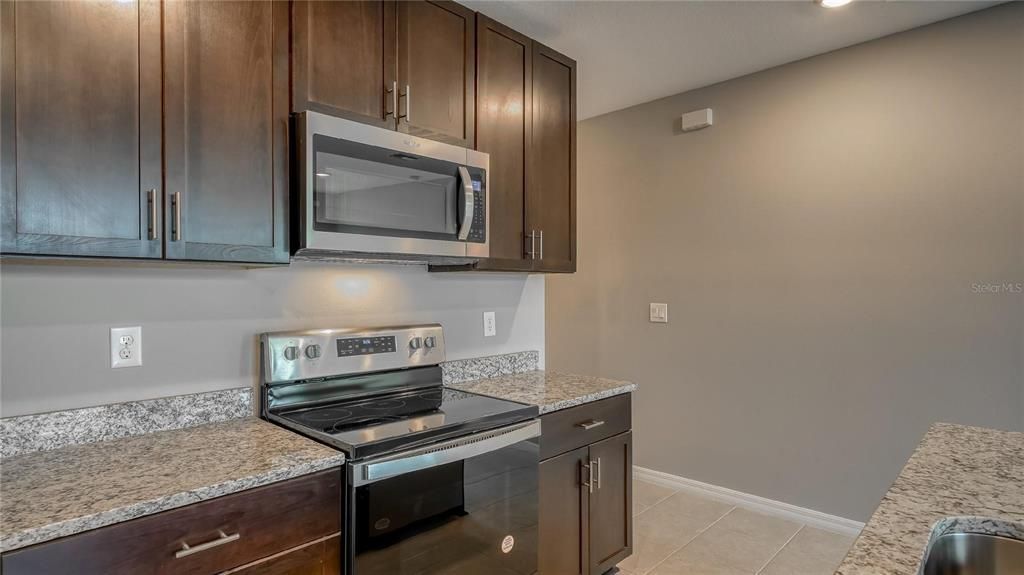 For Sale: $309,900 (3 beds, 2 baths, 1485 Square Feet)