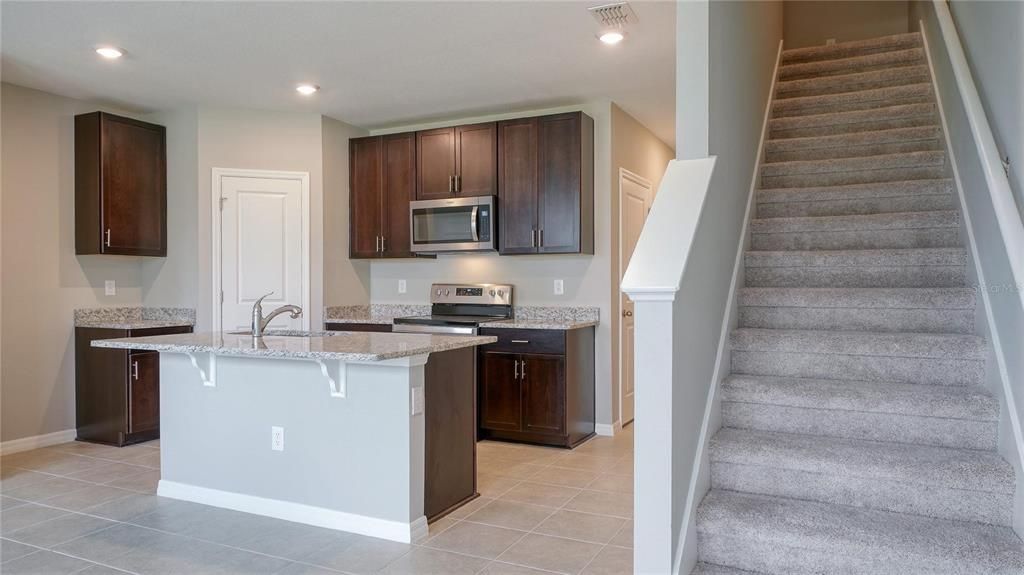 For Sale: $309,900 (3 beds, 2 baths, 1485 Square Feet)