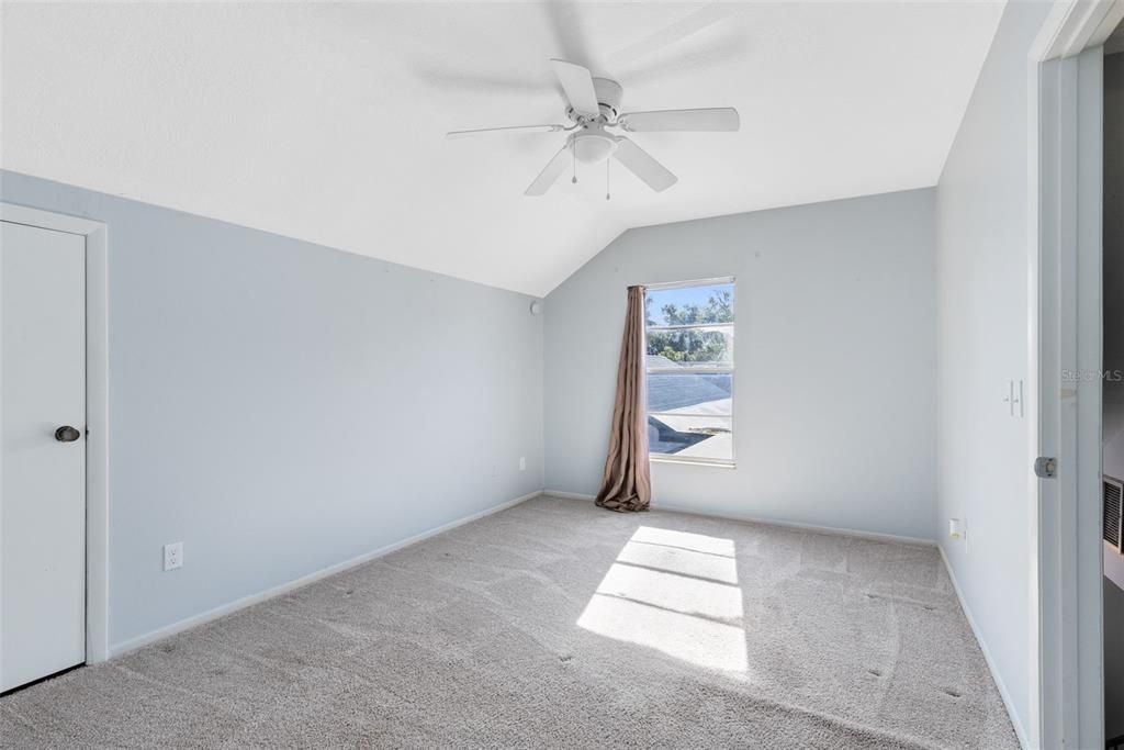 На продажу: $189,900 (2 спален, 2 ванн, 1431 Квадратных фут)