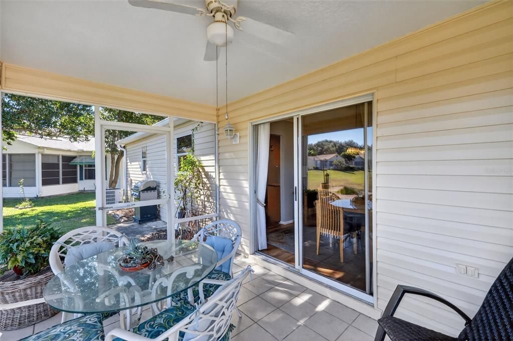 Под контрактом: $345,000 (3 спален, 2 ванн, 1392 Квадратных фут)