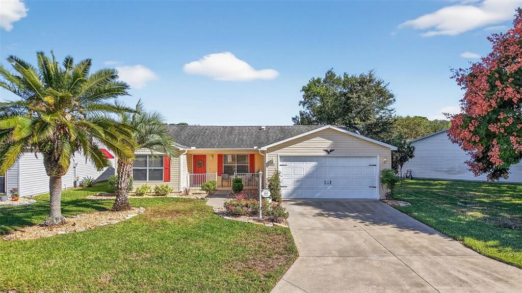 Под контрактом: $345,000 (3 спален, 2 ванн, 1392 Квадратных фут)