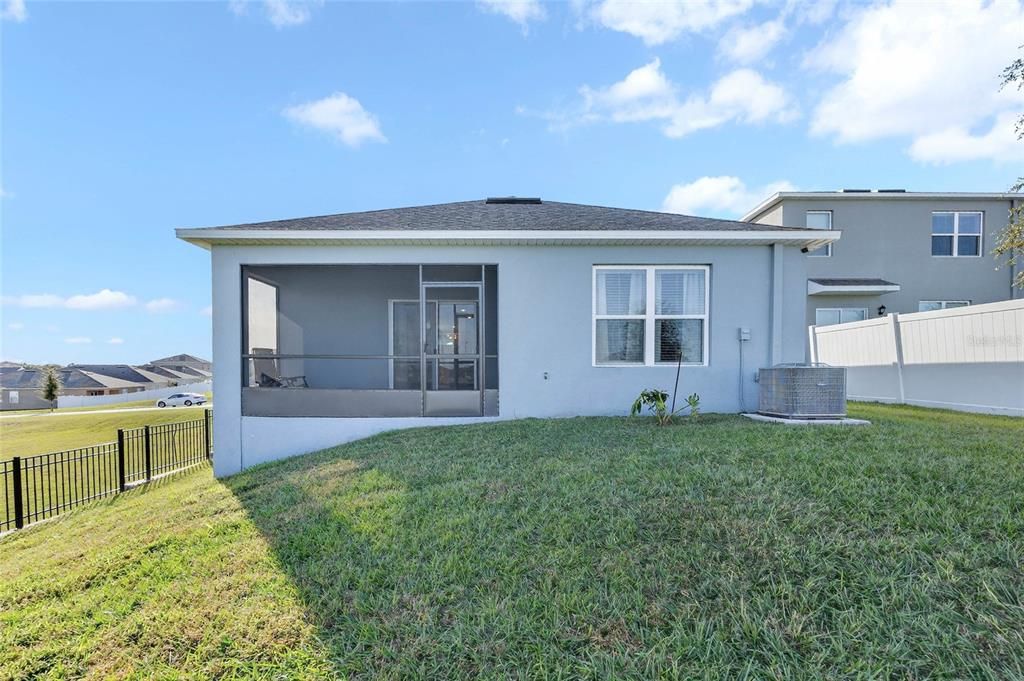 For Sale: $395,000 (3 beds, 2 baths, 1516 Square Feet)