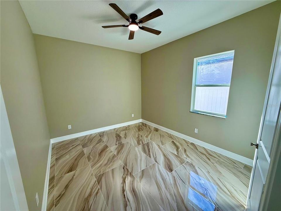 На продажу: $560,000 (4 спален, 2 ванн, 1978 Квадратных фут)