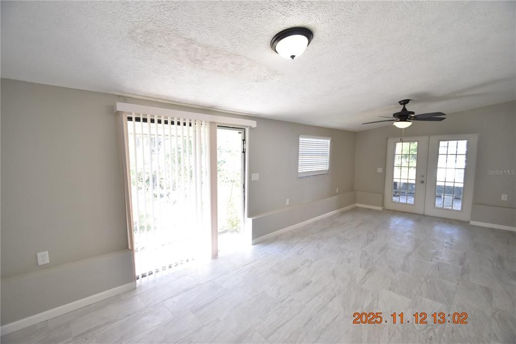 En Renta: $1,795 (3 camas, 2 baños, 1595 Pies cuadrados)