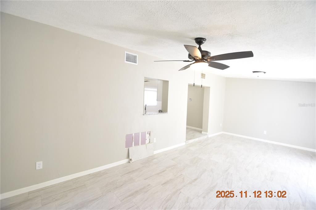 En Renta: $1,795 (3 camas, 2 baños, 1595 Pies cuadrados)