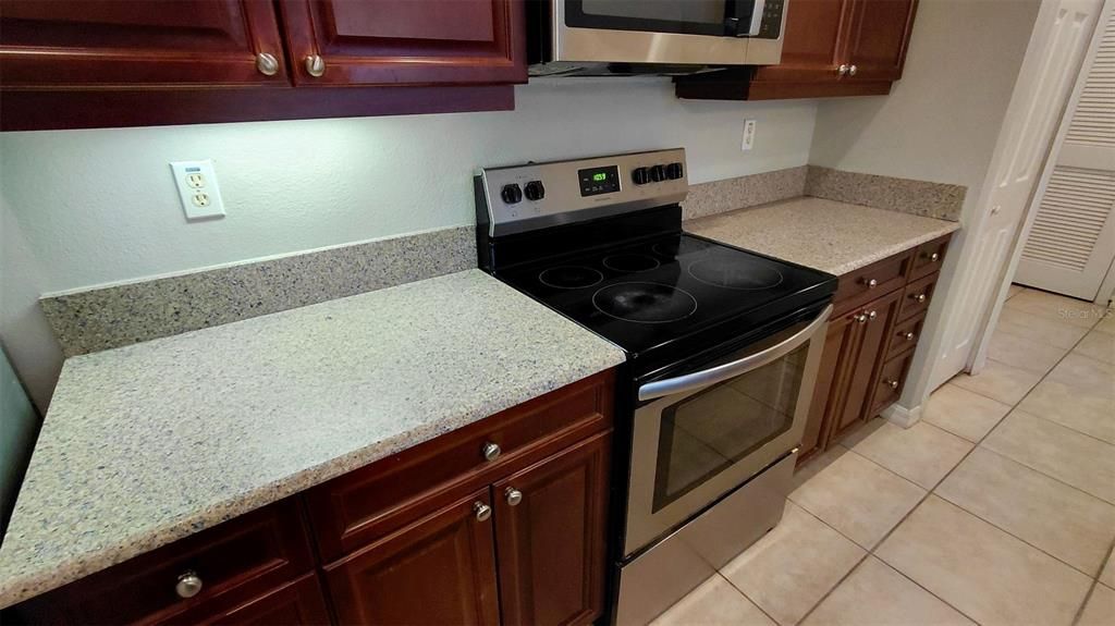 В аренду: $2,150 (3 спален, 2 ванн, 1332 Квадратных фут)