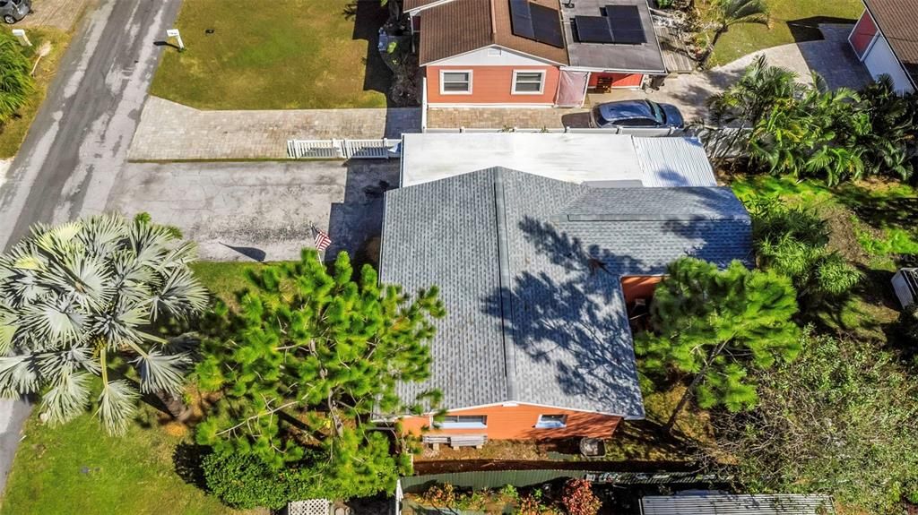 For Sale: $349,900 (2 beds, 1 baths, 1078 Square Feet)