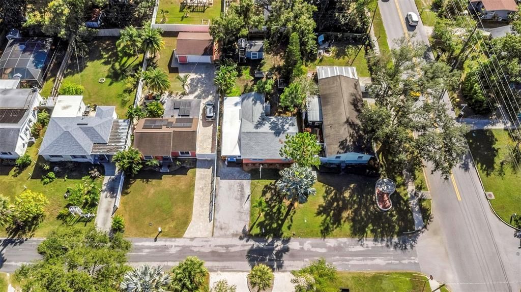 For Sale: $349,900 (2 beds, 1 baths, 1078 Square Feet)